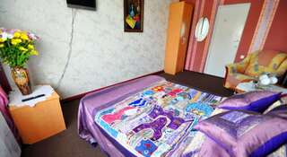 Гостевой дом Akvarel Витязево Cемейный номер с отдельной ванной комнатой-4